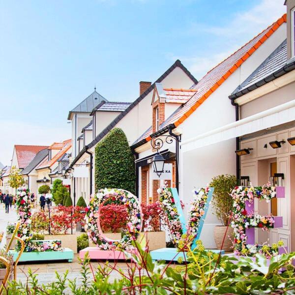 Residence Disneyland Place Toscane Serris Exterior photo